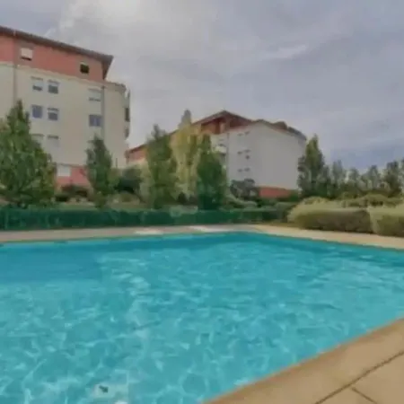 Apartment En Confort